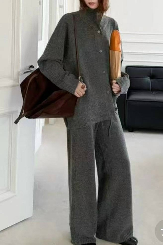 Купить Женский костюм серый оптом Садовод Интернет-каталог Садовод интернет-каталог