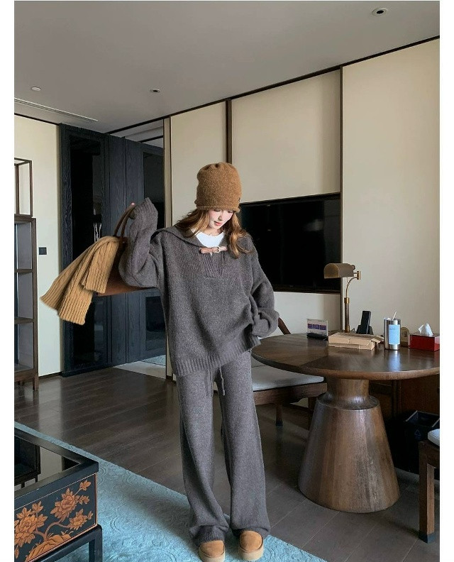 Купить Женский костюм темно-серый оптом Садовод Интернет-каталог Садовод интернет-каталог