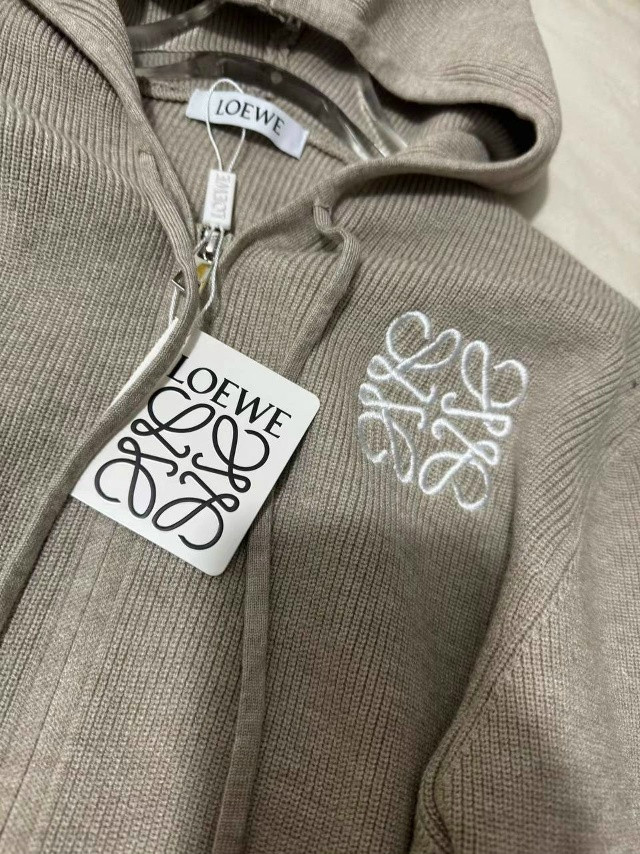 Купить Женский костюм бежевый оптом Садовод Интернет-каталог Садовод интернет-каталог