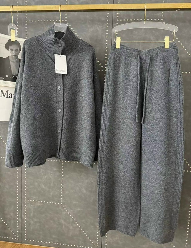 Купить Женский костюм серый оптом Садовод Интернет-каталог Садовод интернет-каталог