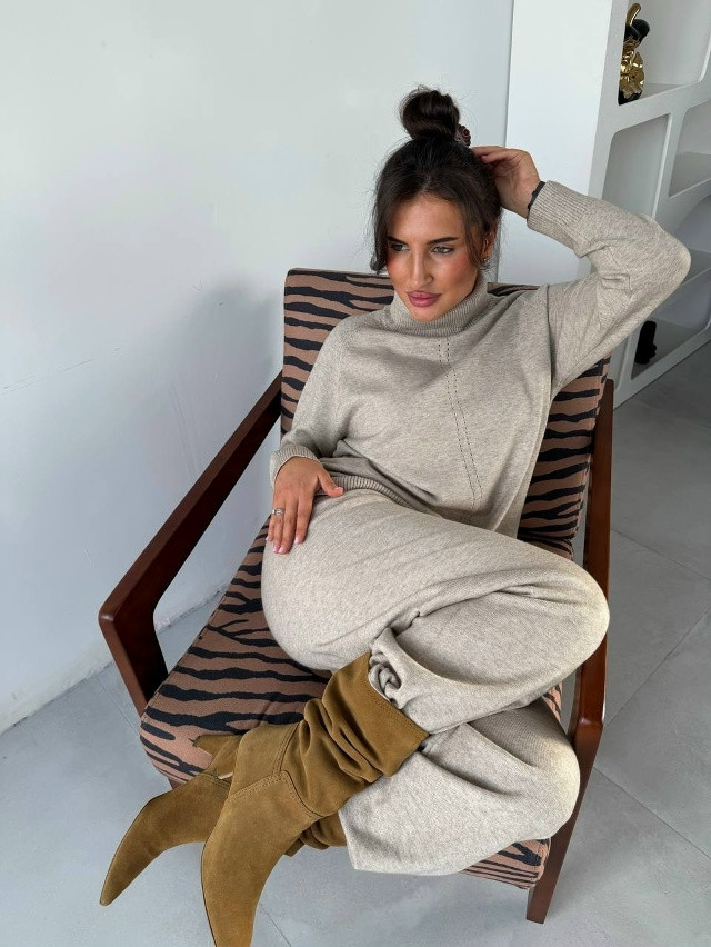 Купить Женский костюм бежевый оптом Садовод Интернет-каталог Садовод интернет-каталог