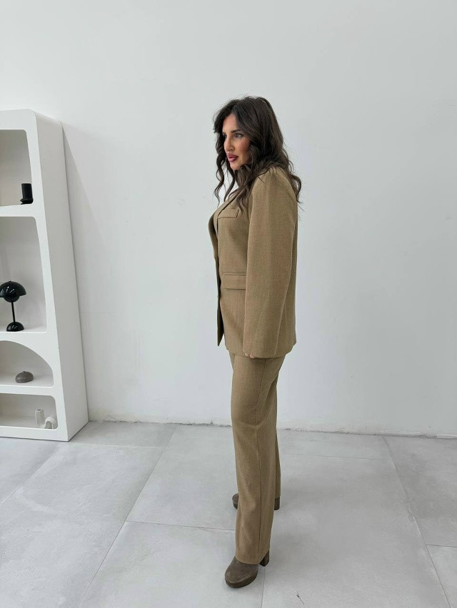 Купить Женский костюм бежевый оптом Садовод Интернет-каталог Садовод интернет-каталог