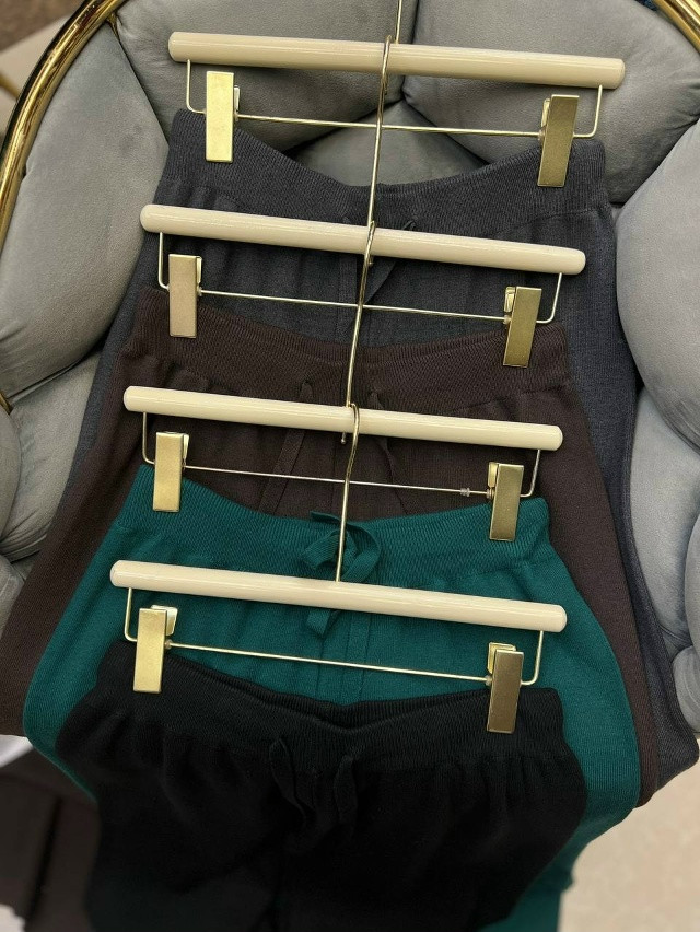 Купить Женский костюм изумрудный оптом Садовод Интернет-каталог Садовод интернет-каталог