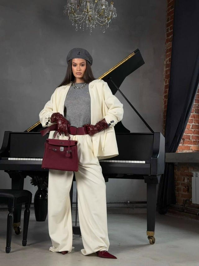 Купить Женский костюм бежевый оптом Садовод Интернет-каталог Садовод интернет-каталог