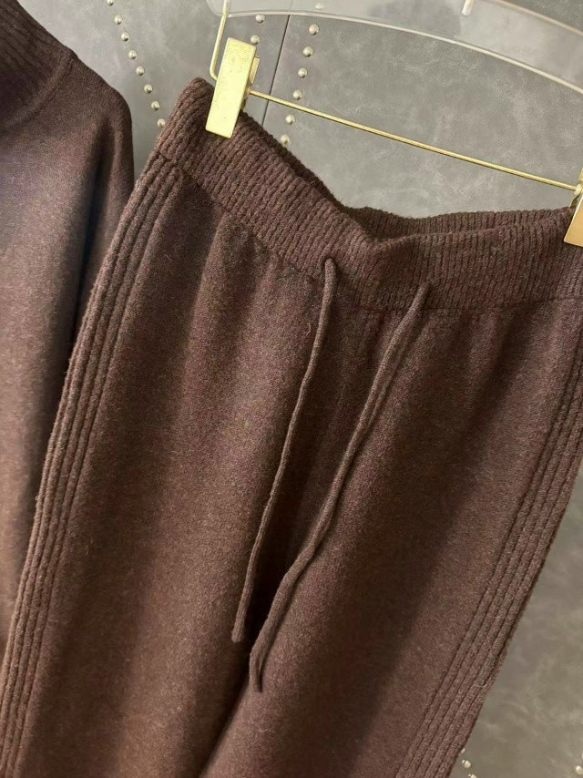 Купить Женский костюм коричневый оптом Садовод Интернет-каталог Садовод интернет-каталог