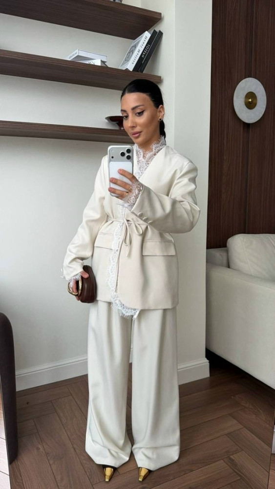 Купить Женский костюм молочный оптом Садовод Интернет-каталог Садовод интернет-каталог