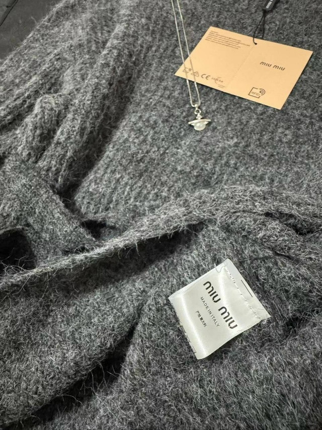 Купить Женский костюм серый оптом Садовод Интернет-каталог Садовод интернет-каталог