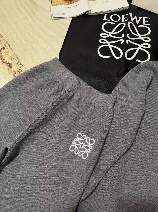 Купить Женский костюм серый оптом Садовод Интернет-каталог Садовод интернет-каталог