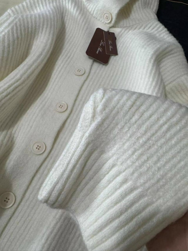 Купить Женский костюм белый оптом Садовод Интернет-каталог Садовод интернет-каталог