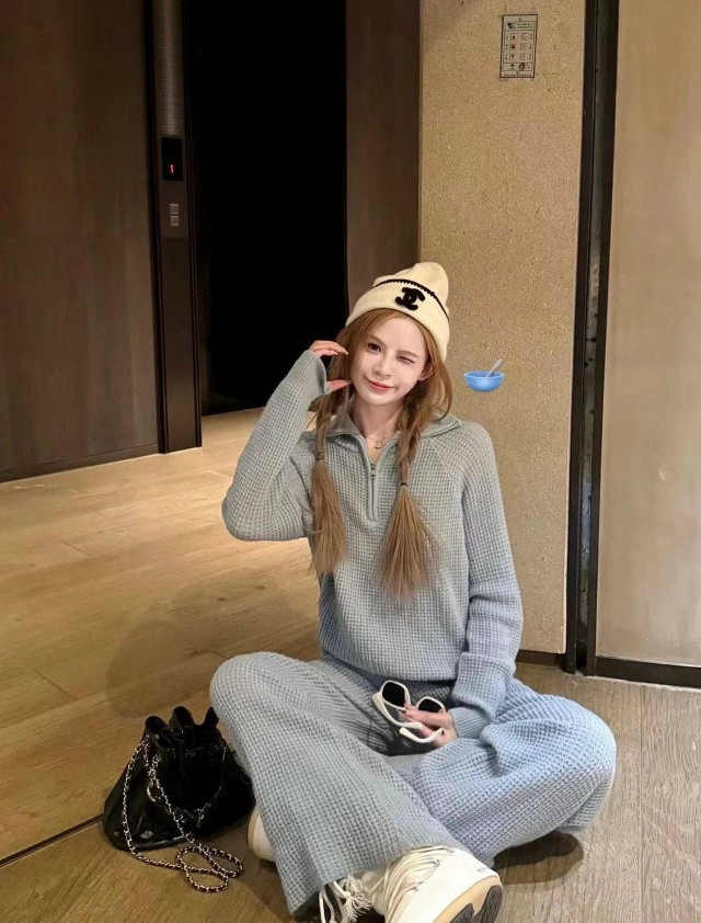 Купить Женский костюм голубой оптом Садовод Интернет-каталог Садовод интернет-каталог