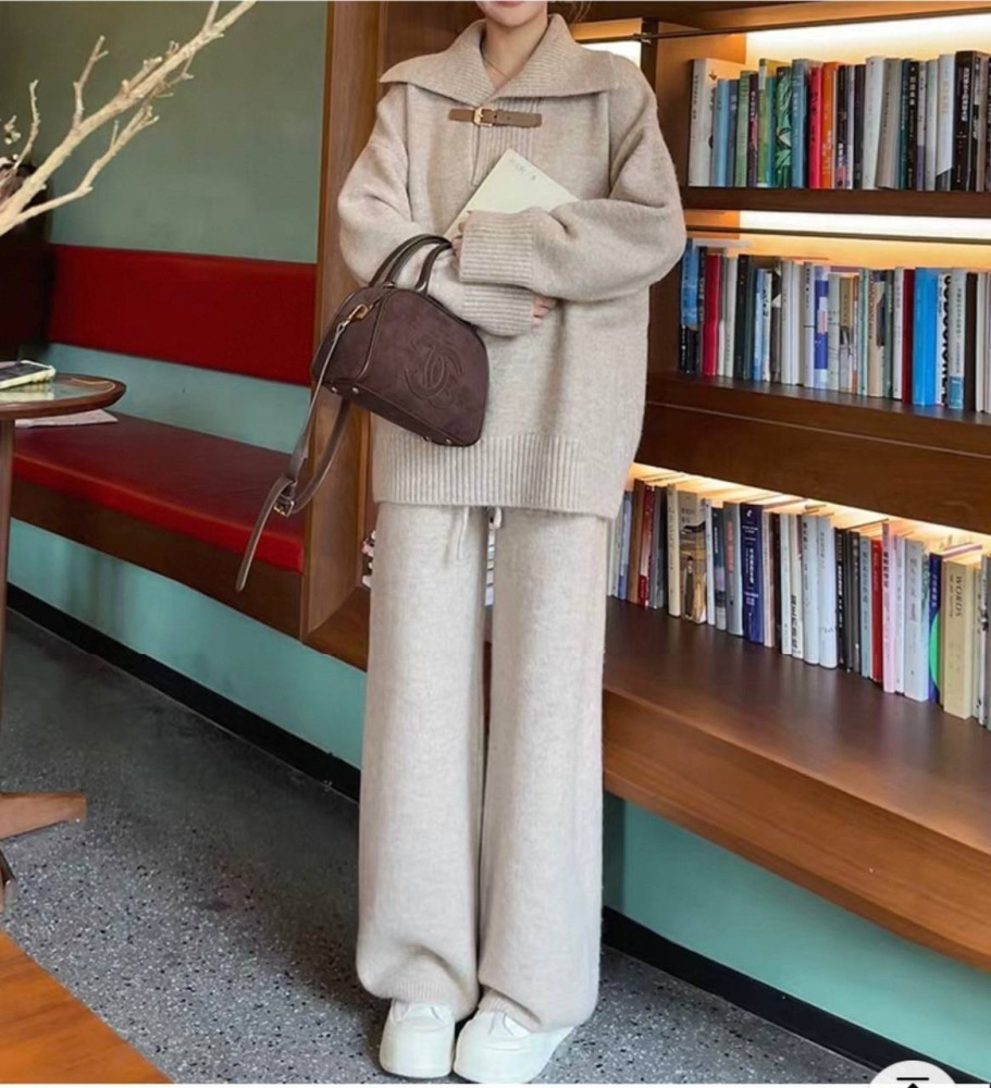 Купить Женский костюм бежевый оптом Садовод Интернет-каталог Садовод интернет-каталог