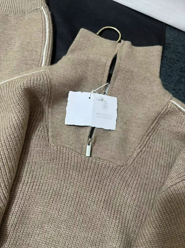 Купить Женский костюм бежевый оптом Садовод Интернет-каталог Садовод интернет-каталог