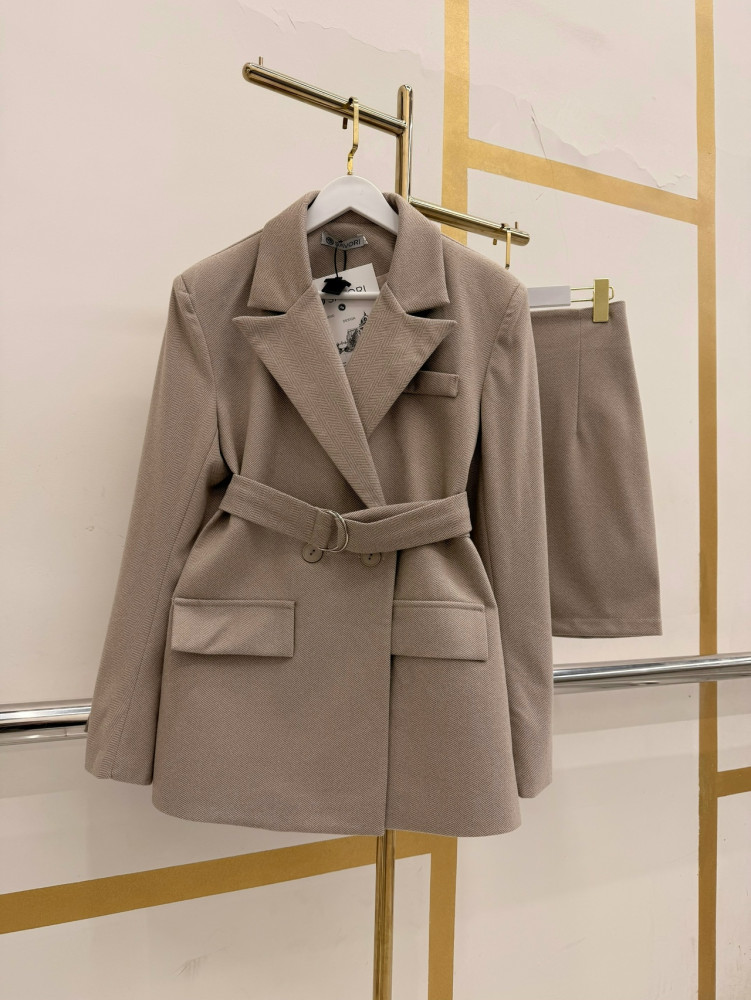 Купить Женский костюм бежевый оптом Садовод Интернет-каталог Садовод интернет-каталог