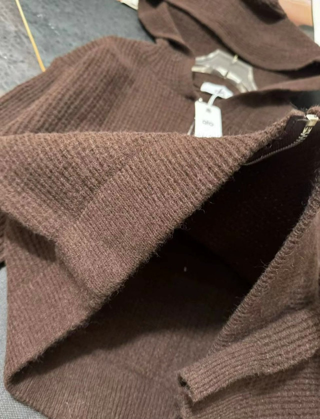 Купить Женский костюм коричневый оптом Садовод Интернет-каталог Садовод интернет-каталог