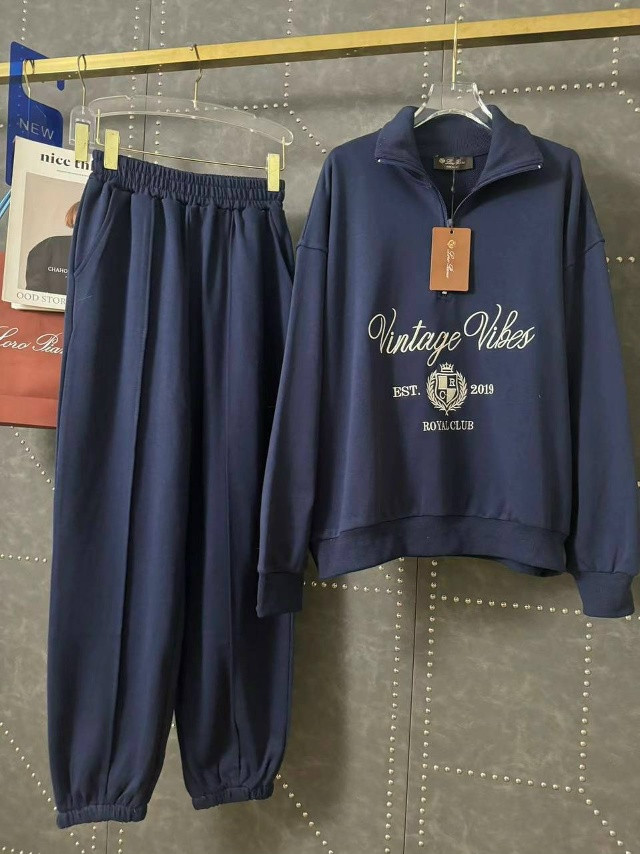 Купить Женский костюм темно-синий оптом Садовод Интернет-каталог Садовод интернет-каталог