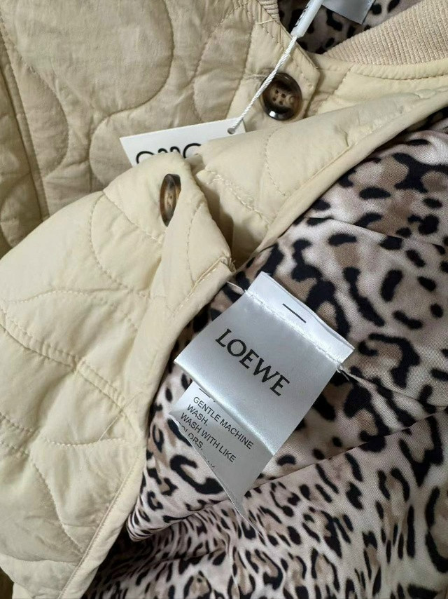 Купить Куртка женская бежевая оптом Садовод Интернет-каталог Садовод интернет-каталог