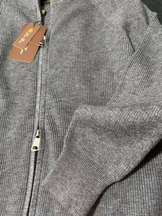 Купить Женский костюм серый оптом Садовод Интернет-каталог Садовод интернет-каталог