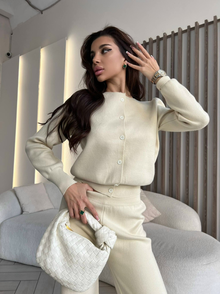 Купить Женский костюм молочный оптом Садовод Интернет-каталог Садовод интернет-каталог