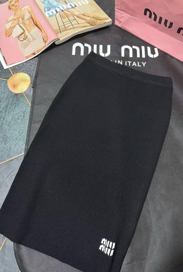 Купить Женский костюм черный оптом Садовод Интернет-каталог Садовод интернет-каталог