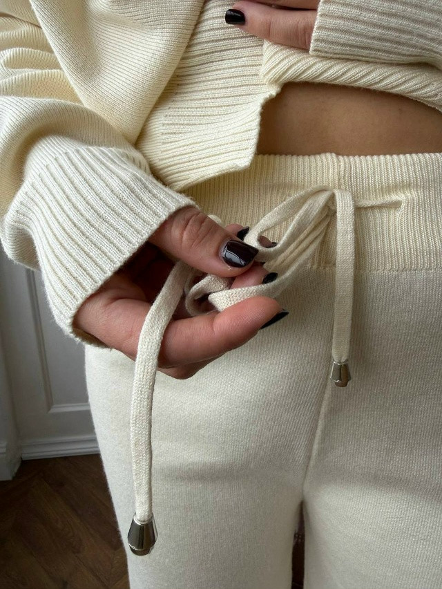 Купить Женский костюм молочный оптом Садовод Интернет-каталог Садовод интернет-каталог