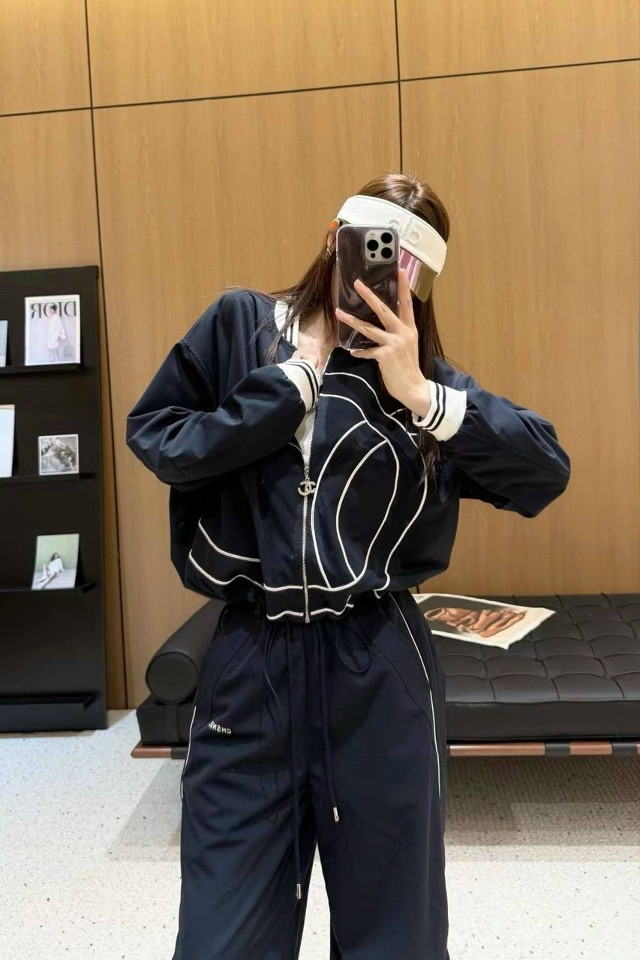 Купить Женский костюм темно-синий оптом Садовод Интернет-каталог Садовод интернет-каталог