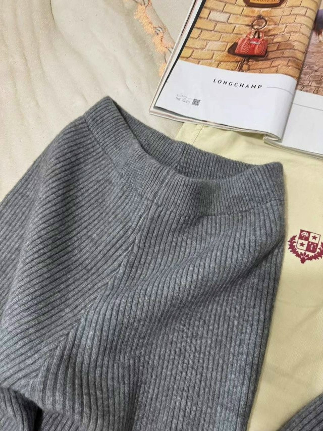 Купить Женский костюм серый оптом Садовод Интернет-каталог Садовод интернет-каталог