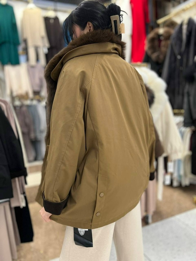 Купить Куртка женская бежевая оптом Садовод Интернет-каталог Садовод интернет-каталог