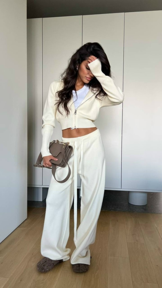 Купить Женский костюм молочный оптом Садовод Интернет-каталог Садовод интернет-каталог