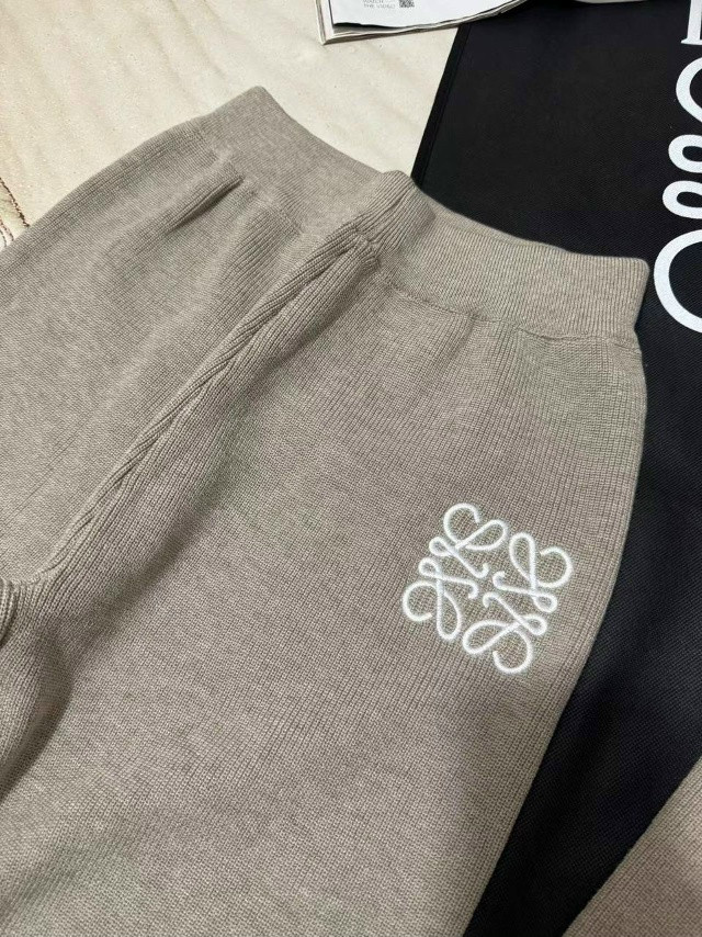 Купить Женский костюм бежевый оптом Садовод Интернет-каталог Садовод интернет-каталог