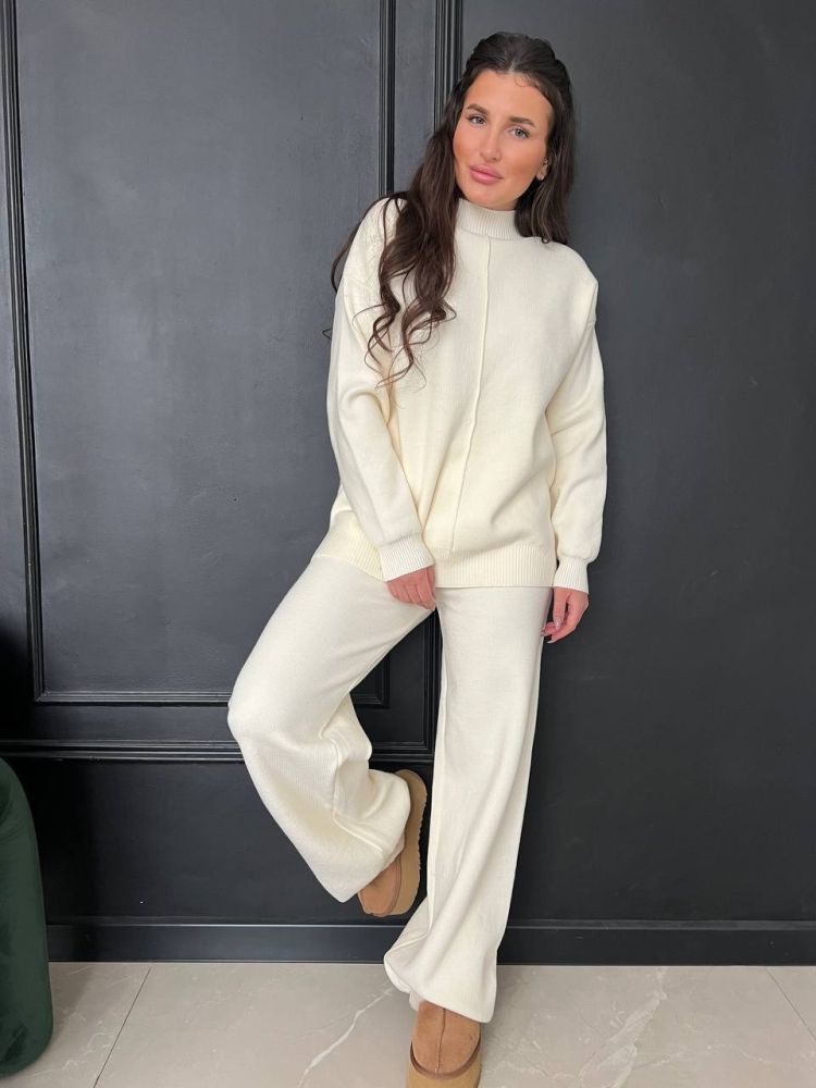 Купить Женский костюм белый оптом Садовод Интернет-каталог Садовод интернет-каталог