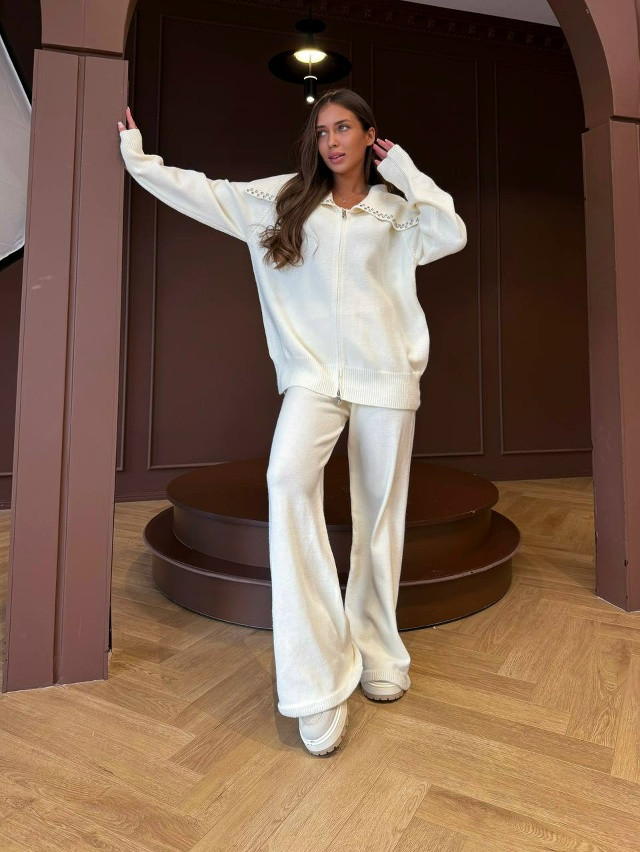 Купить Женский костюм белый оптом Садовод Интернет-каталог Садовод интернет-каталог