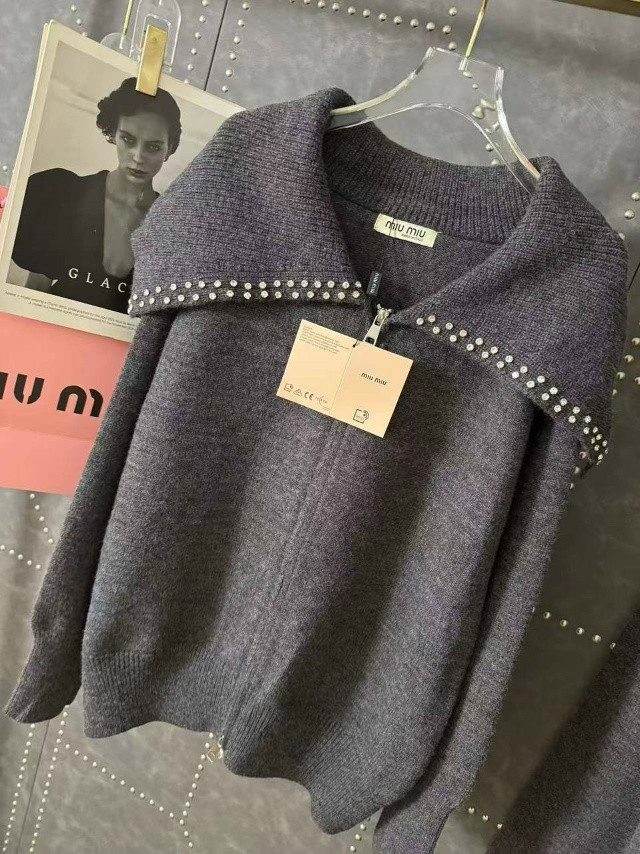 Купить Женский костюм серый оптом Садовод Интернет-каталог Садовод интернет-каталог