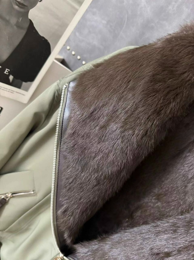 Купить Куртка женская зеленая оптом Садовод Интернет-каталог Садовод интернет-каталог