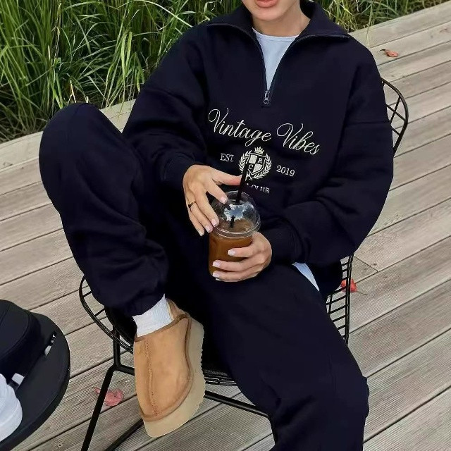 Купить Женский костюм темно-синий оптом Садовод Интернет-каталог Садовод интернет-каталог