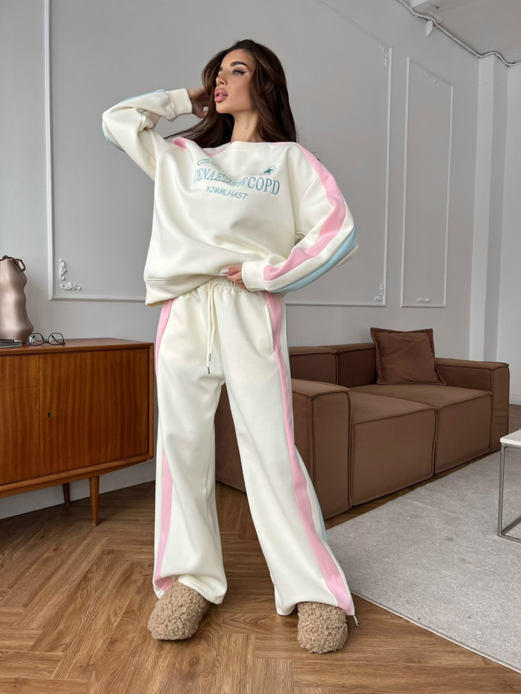 Купить Женский костюм белый оптом Садовод Интернет-каталог Садовод интернет-каталог