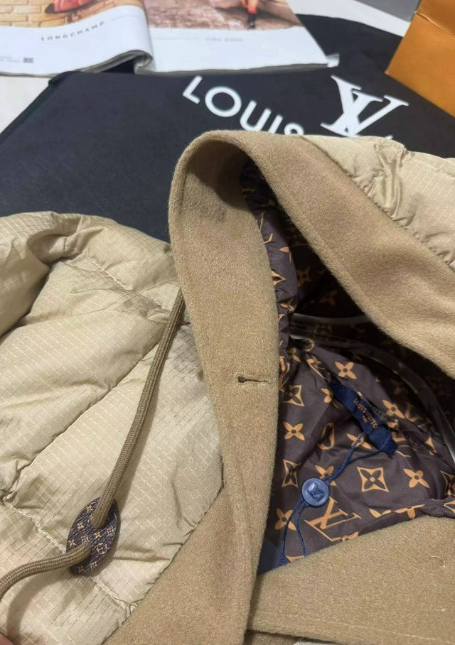 Купить Куртка женская бежевая оптом Садовод Интернет-каталог Садовод интернет-каталог