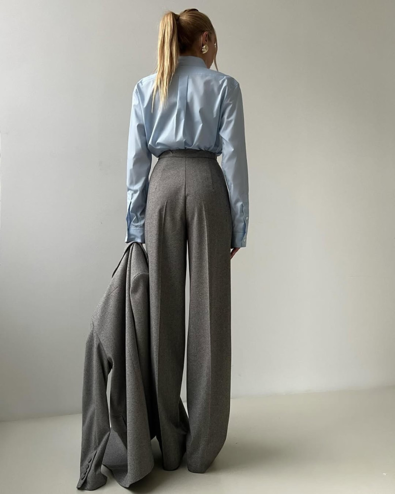 Купить Женский костюм серый оптом Садовод Интернет-каталог Садовод интернет-каталог