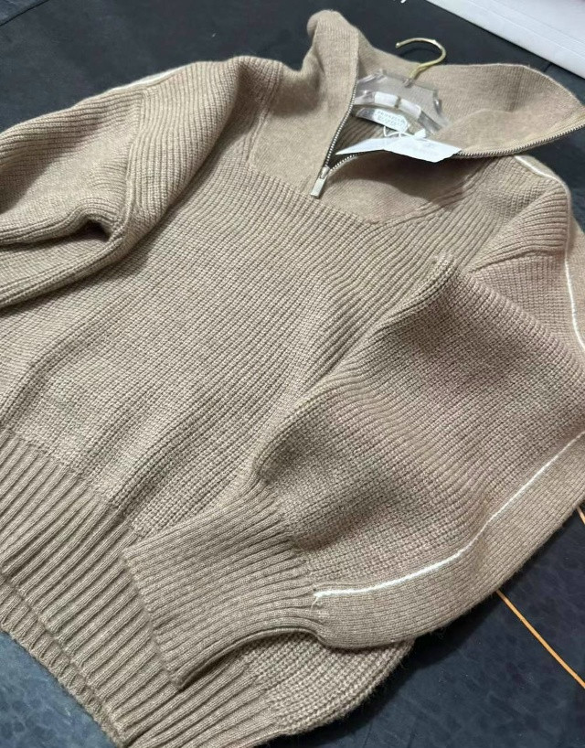 Купить Женский костюм бежевый оптом Садовод Интернет-каталог Садовод интернет-каталог