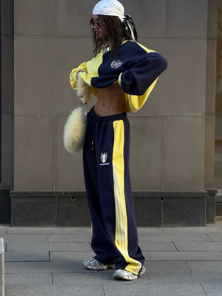 Купить Женский костюм темно-синий оптом Садовод Интернет-каталог Садовод интернет-каталог