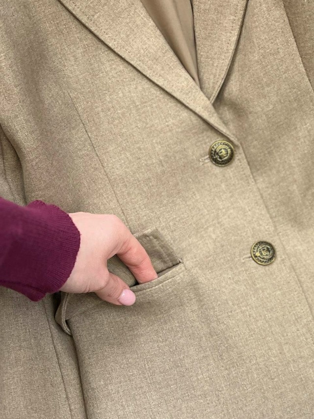 Купить Женский костюм бежевый оптом Садовод Интернет-каталог Садовод интернет-каталог