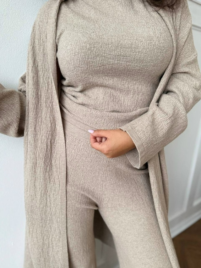 Купить Женский костюм бежевый оптом Садовод Интернет-каталог Садовод интернет-каталог