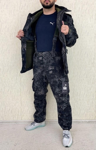 Костюм 