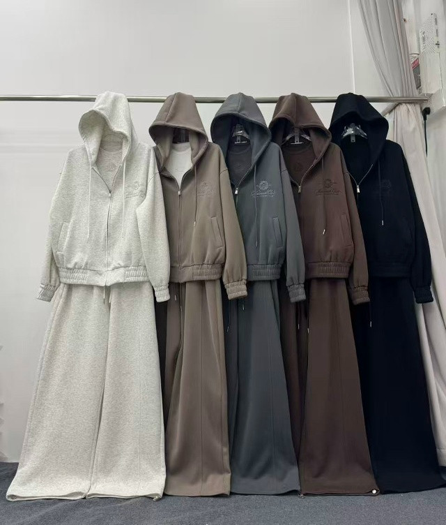 Купить Женский костюм коричневый оптом Садовод Интернет-каталог Садовод интернет-каталог