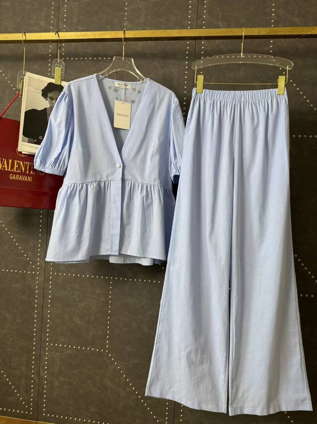 Купить Женский костюм голубой оптом Садовод Интернет-каталог Садовод интернет-каталог