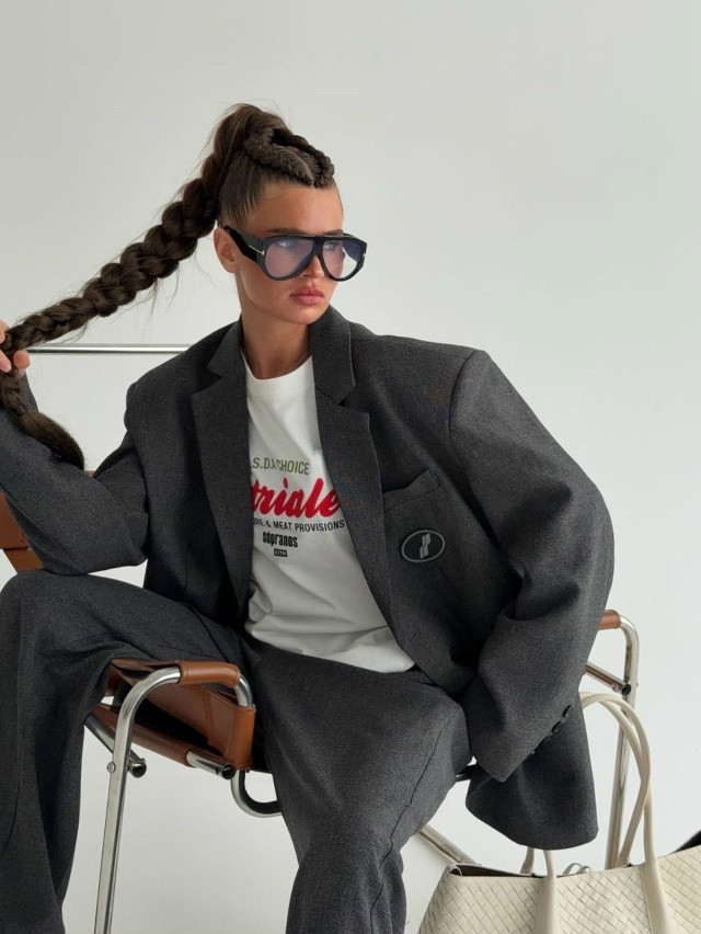 Купить Женский костюм темно-серый оптом Садовод Интернет-каталог Садовод интернет-каталог