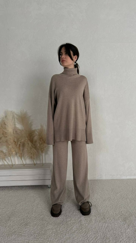 Купить Женский костюм бежевый оптом Садовод Интернет-каталог Садовод интернет-каталог