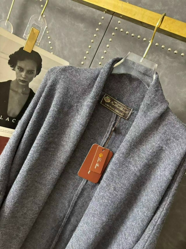 Купить Женский костюм темно-серый оптом Садовод Интернет-каталог Садовод интернет-каталог