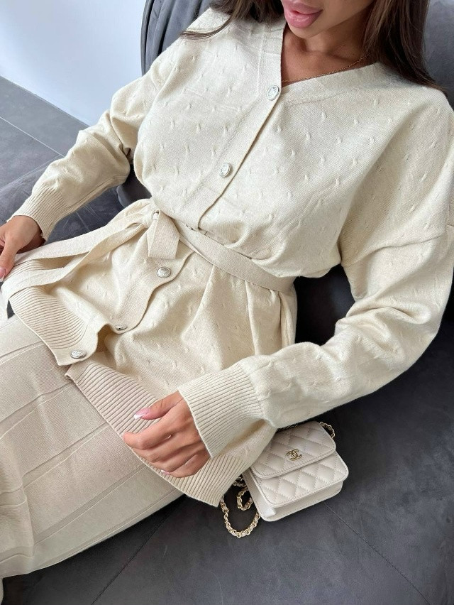 Купить Женский костюм бежевый оптом Садовод Интернет-каталог Садовод интернет-каталог