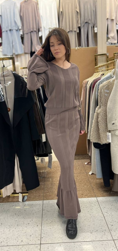 Купить Женский костюм бежевый оптом Садовод Интернет-каталог Садовод интернет-каталог