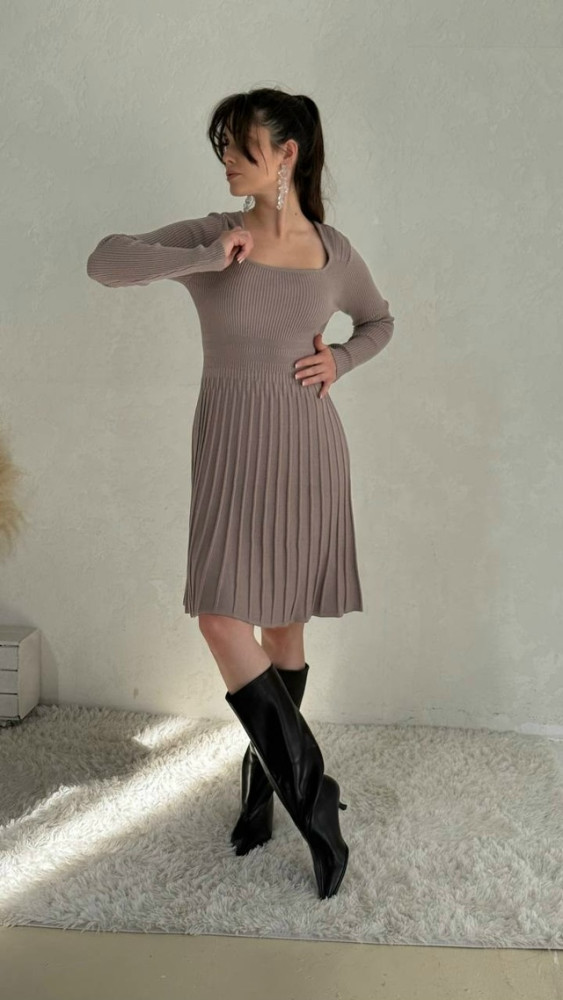 Купить Платье бежевое оптом Садовод Интернет-каталог Садовод интернет-каталог